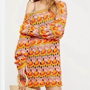 Free People Little Fan Crochet Striped Beach Cover Up Sweater M/L great conditio